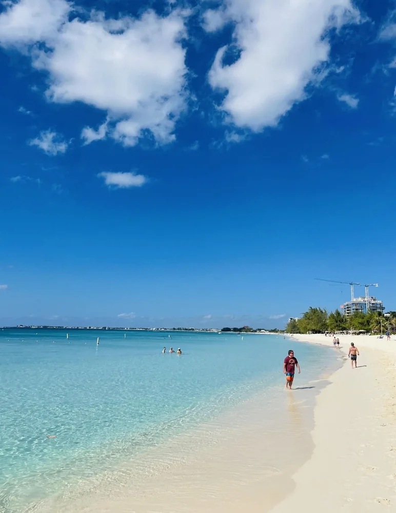 Seven Mile Beach, Grand Cayman · Cayman Adaları