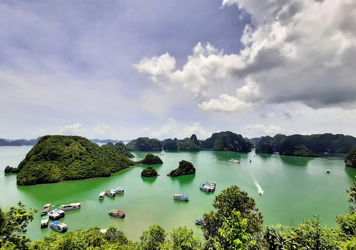 Ha Long Koyu · Vietnam